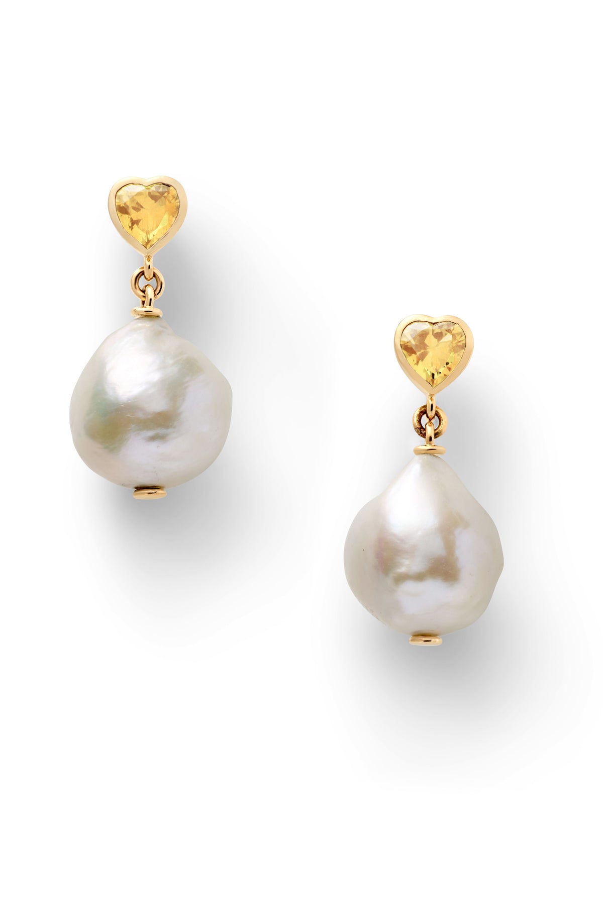 Lover Pearl Drop Earrings